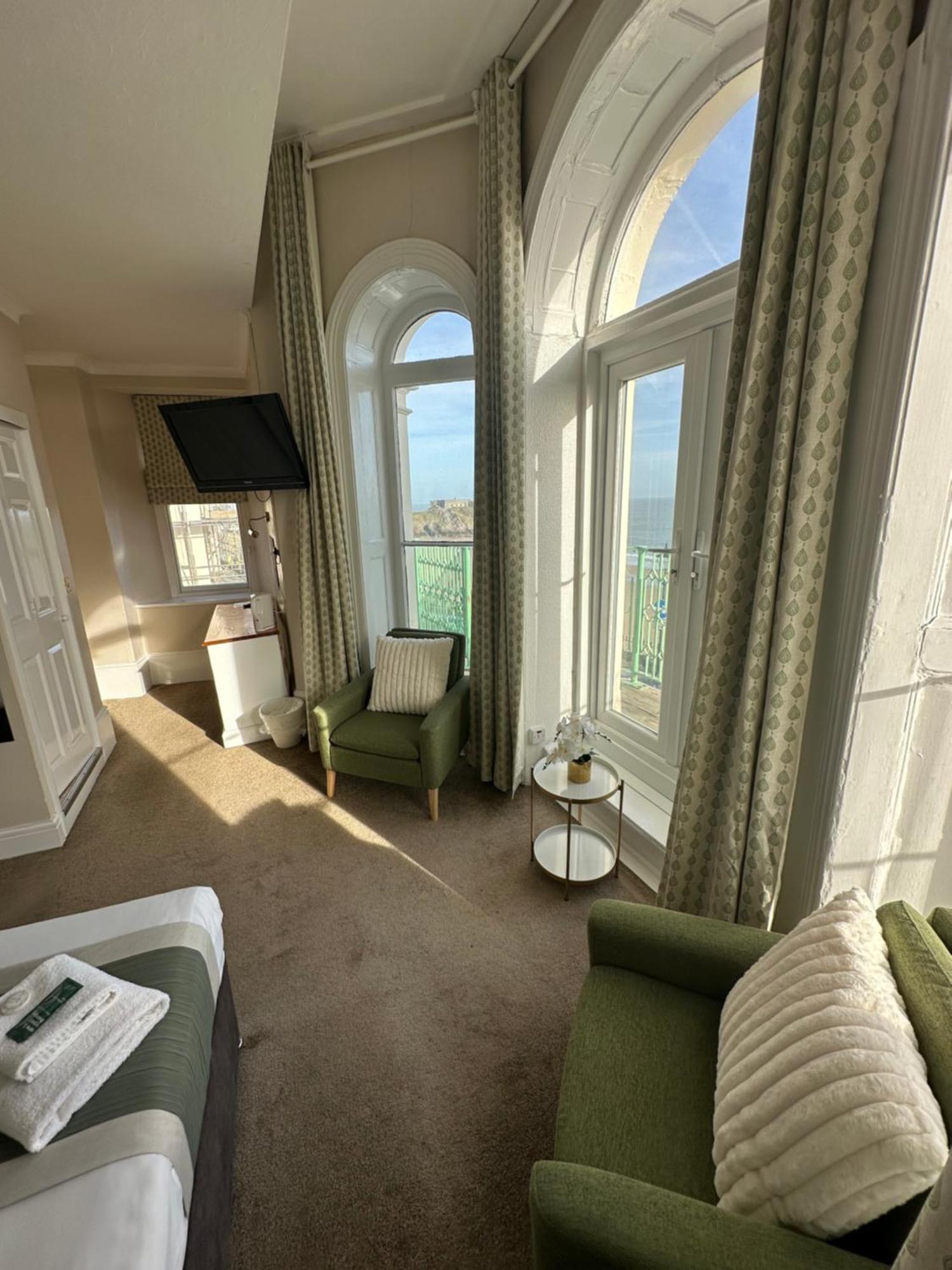 Clarence House Hotel United Kingdom Buitenkant foto